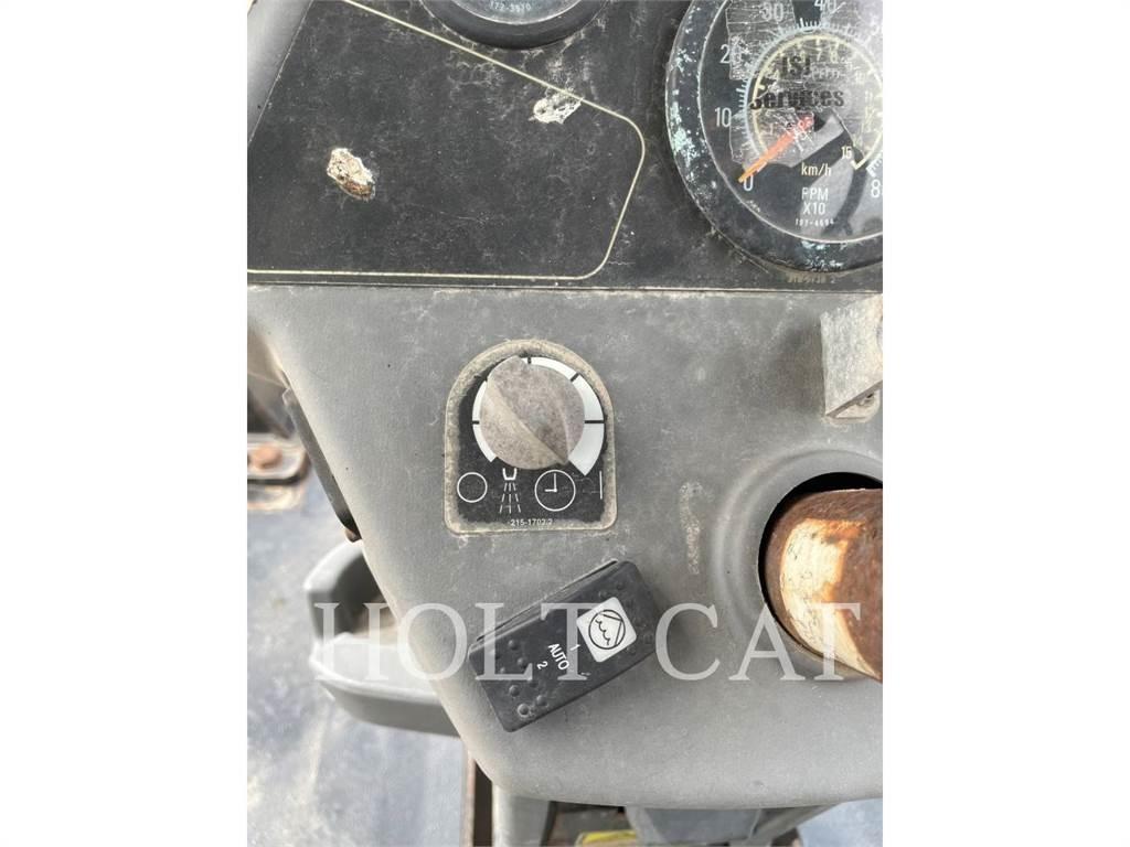 CAT CB54 Tandemové valce