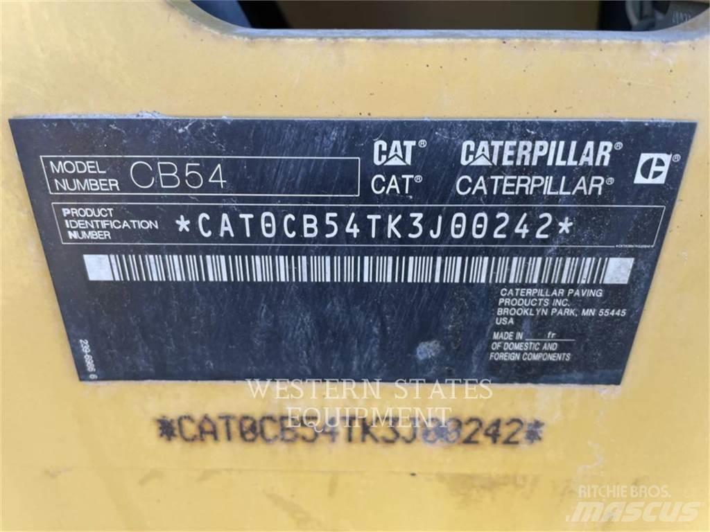 CAT CB54 Tandemové valce