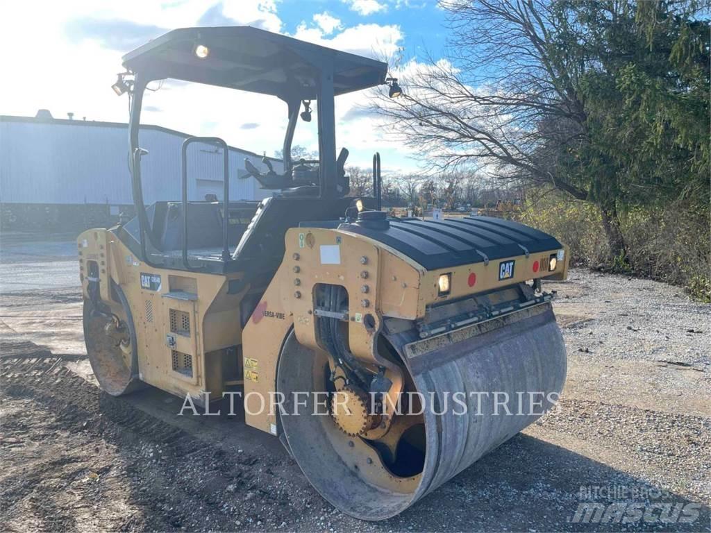 CAT CB54B Tandemové valce