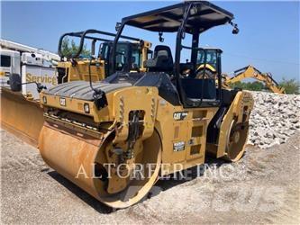 CAT CB54B Tandemové valce