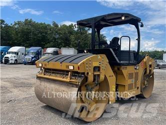 CAT CB64B Tandemové valce
