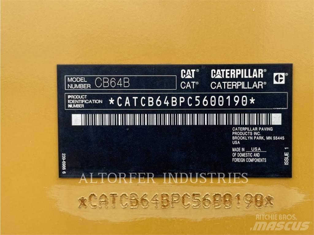 CAT CB64B Tandemové valce
