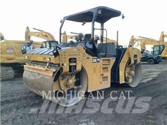CAT CB64B Tandemové valce
