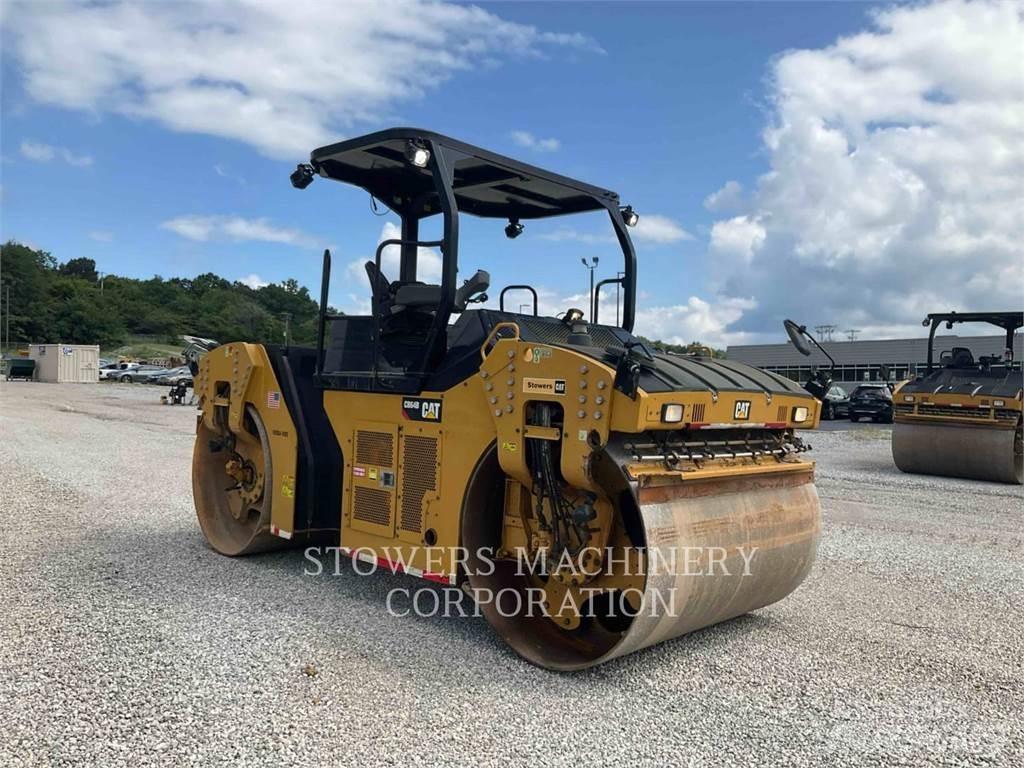 CAT CB64B Pôdne kompaktory