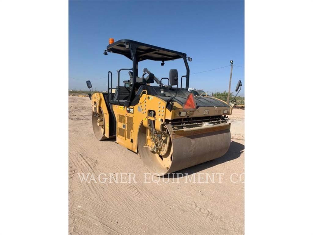 CAT CB64B Pôdne kompaktory