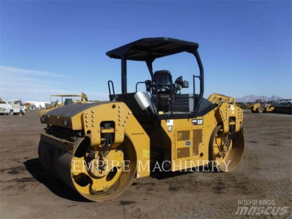 CAT CB66B Tandemové valce