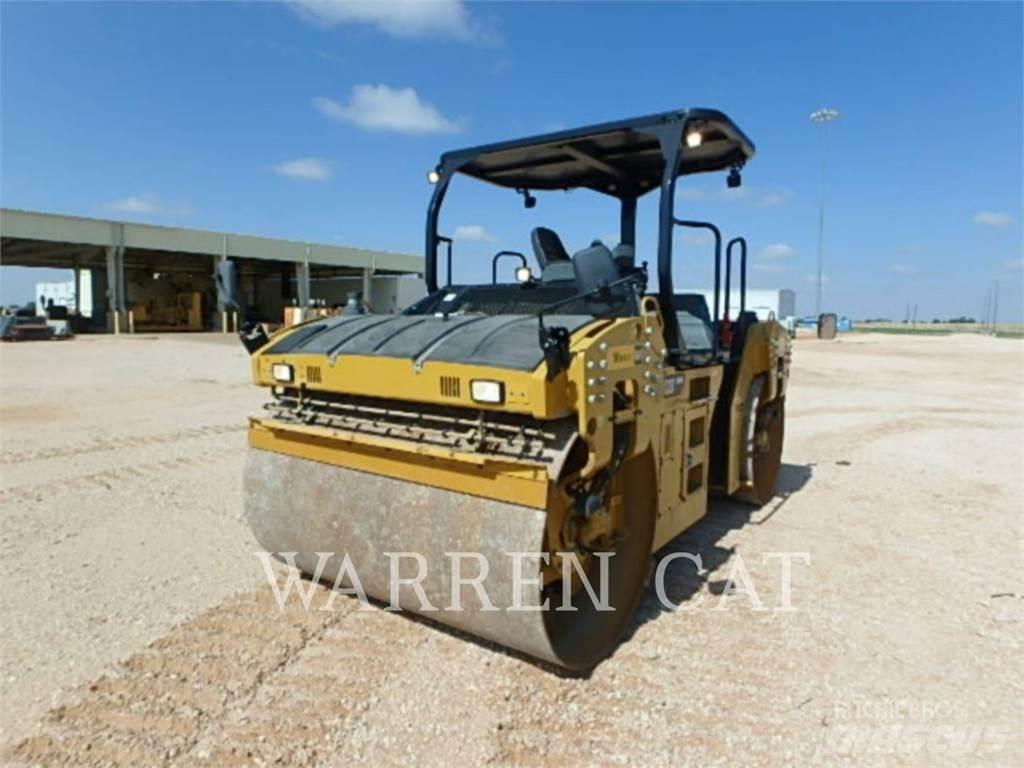 CAT CB66B Finišéry