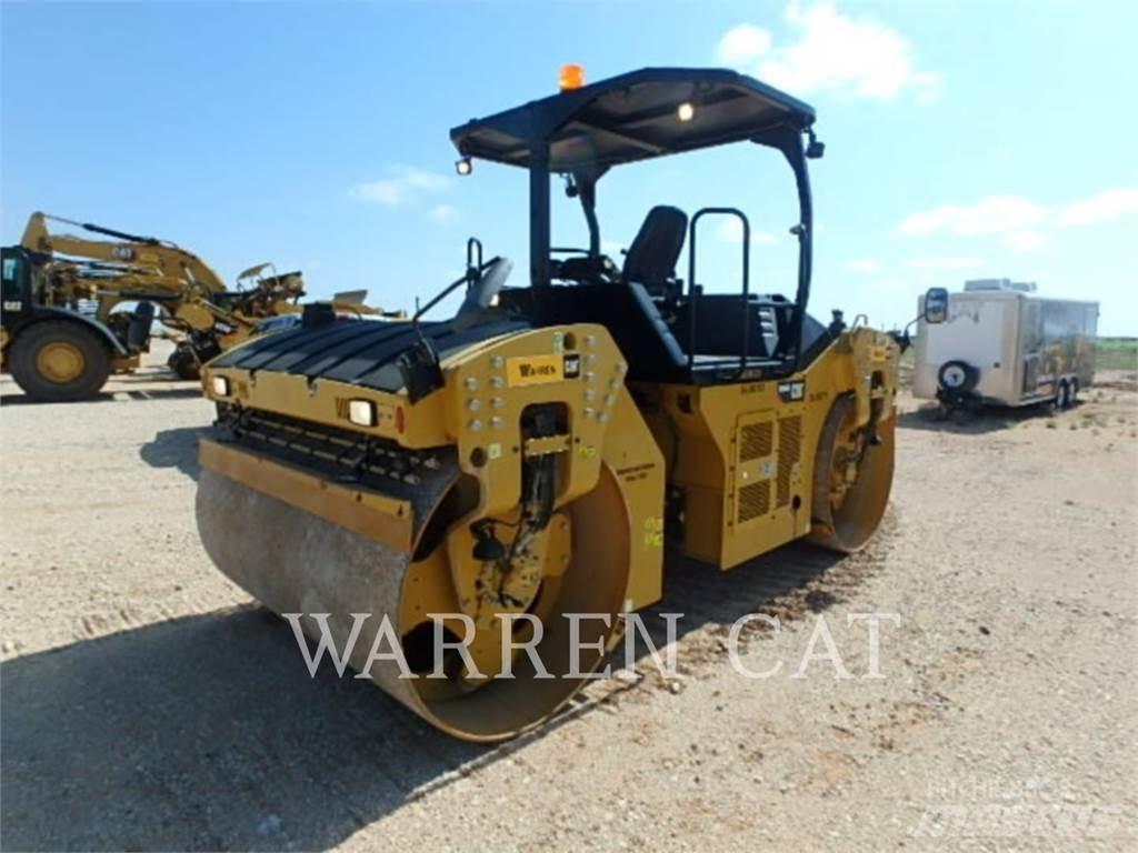 CAT CB66B Finišéry