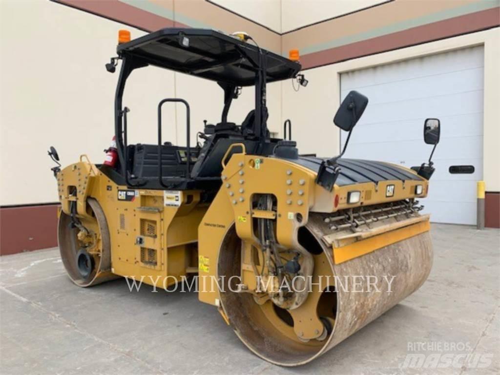 CAT CB66B Pôdne kompaktory