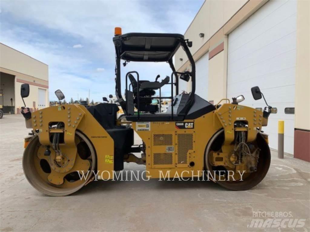 CAT CB66B Pôdne kompaktory