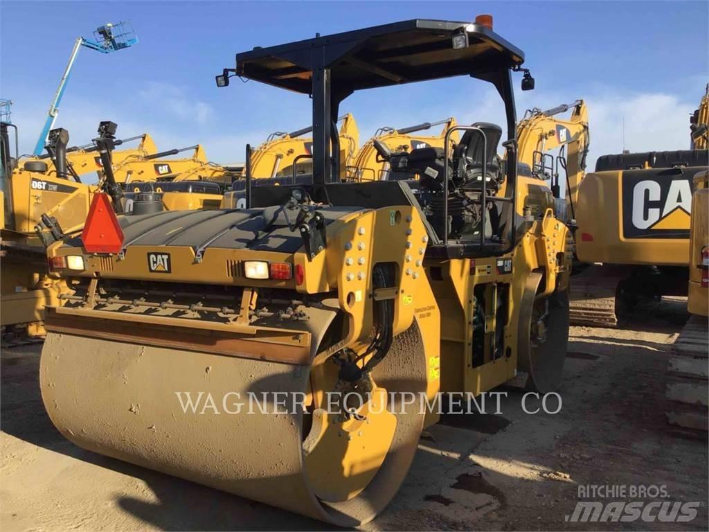 CAT CB68B Pôdne kompaktory