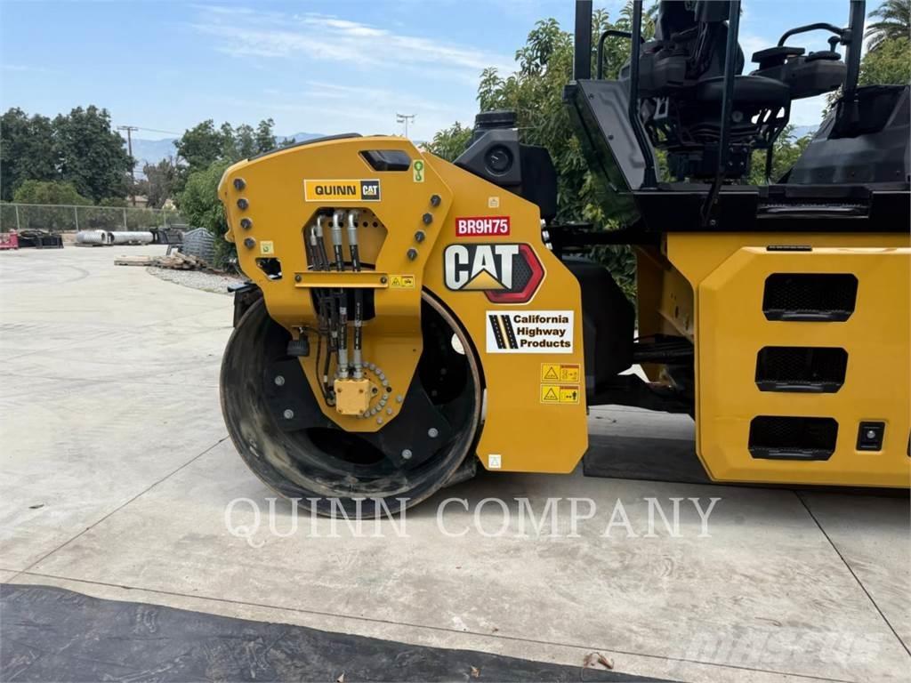 CAT CB7 Tandemové valce
