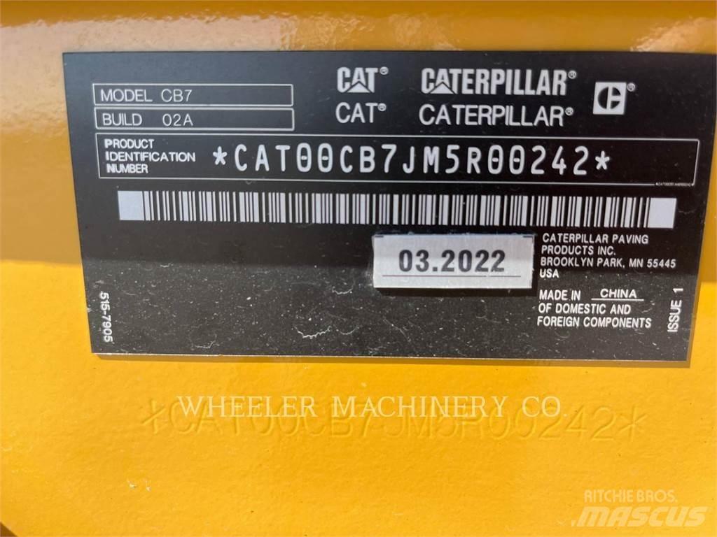 CAT CB7 Tandemové valce
