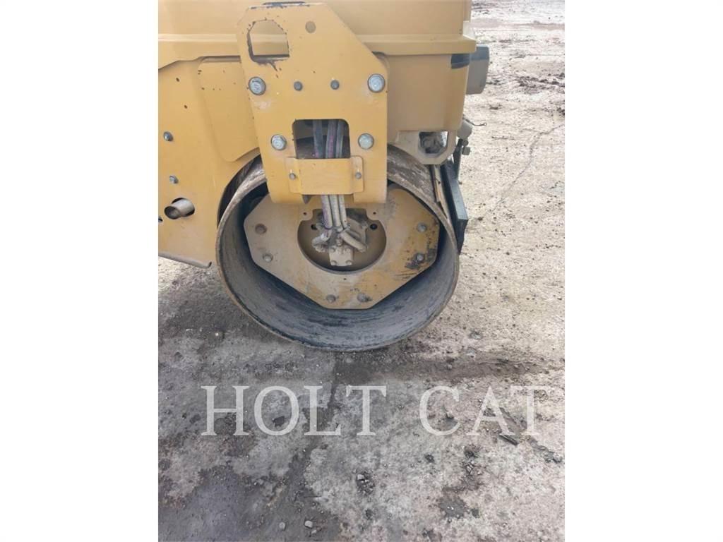 CAT CC4.0 Kolesové dozéry