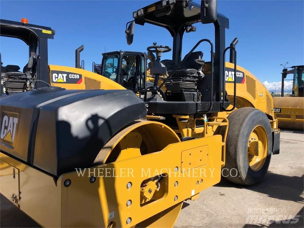 CAT CCS9 Tandemové valce