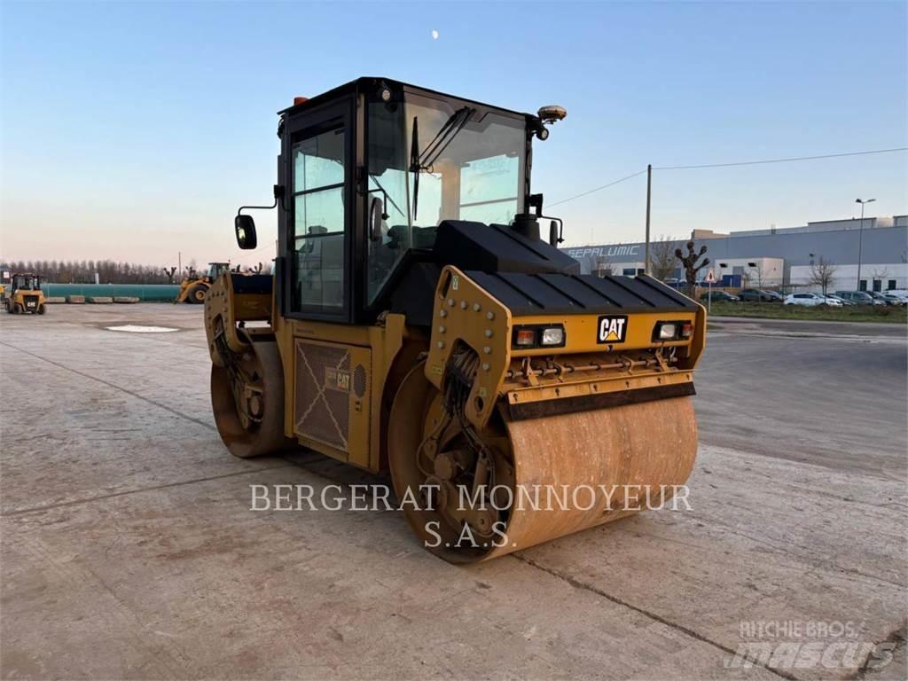 CAT CD10 Pôdne kompaktory