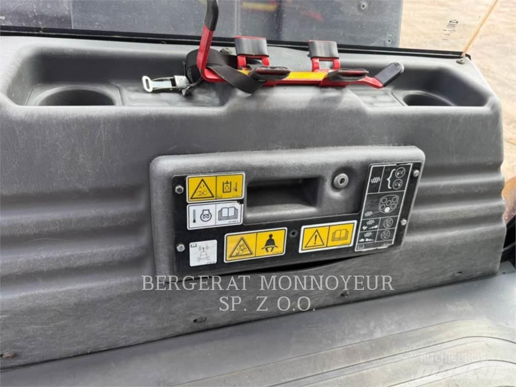 CAT CD44B Tandemové valce
