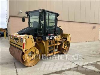CAT CD54 Tandemové valce