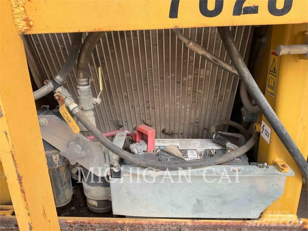 CAT CD54 Tandemové valce