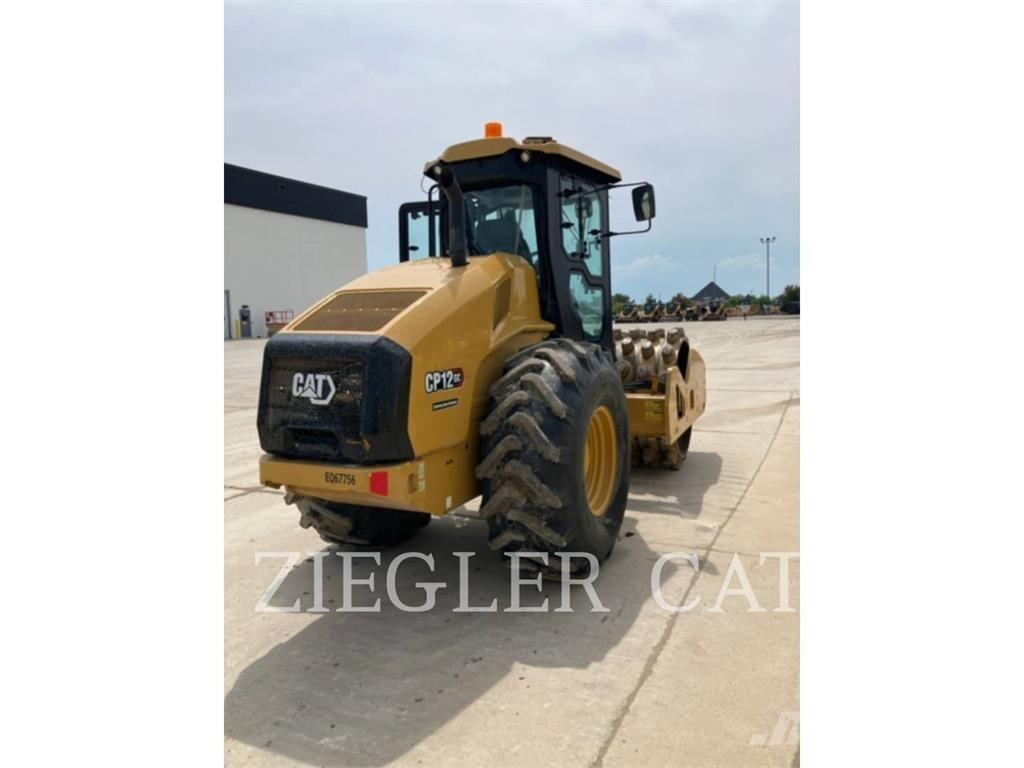 CAT CP12GC Pôdne kompaktory