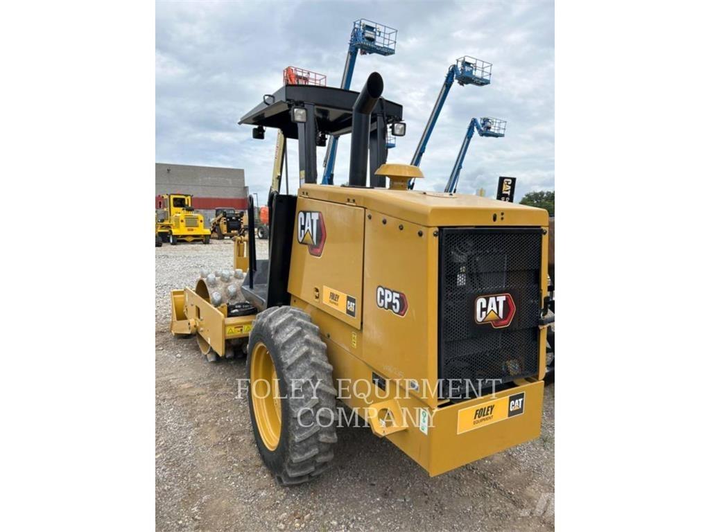 CAT CP5-03 Pôdne kompaktory