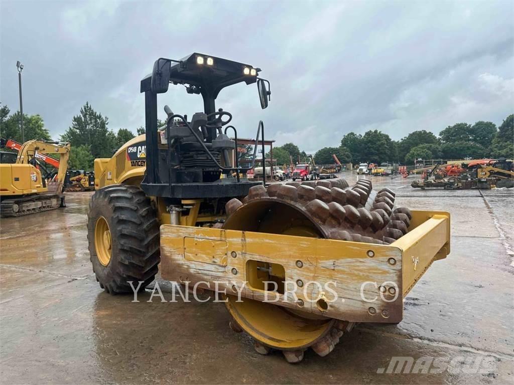CAT CP54B Pôdne kompaktory