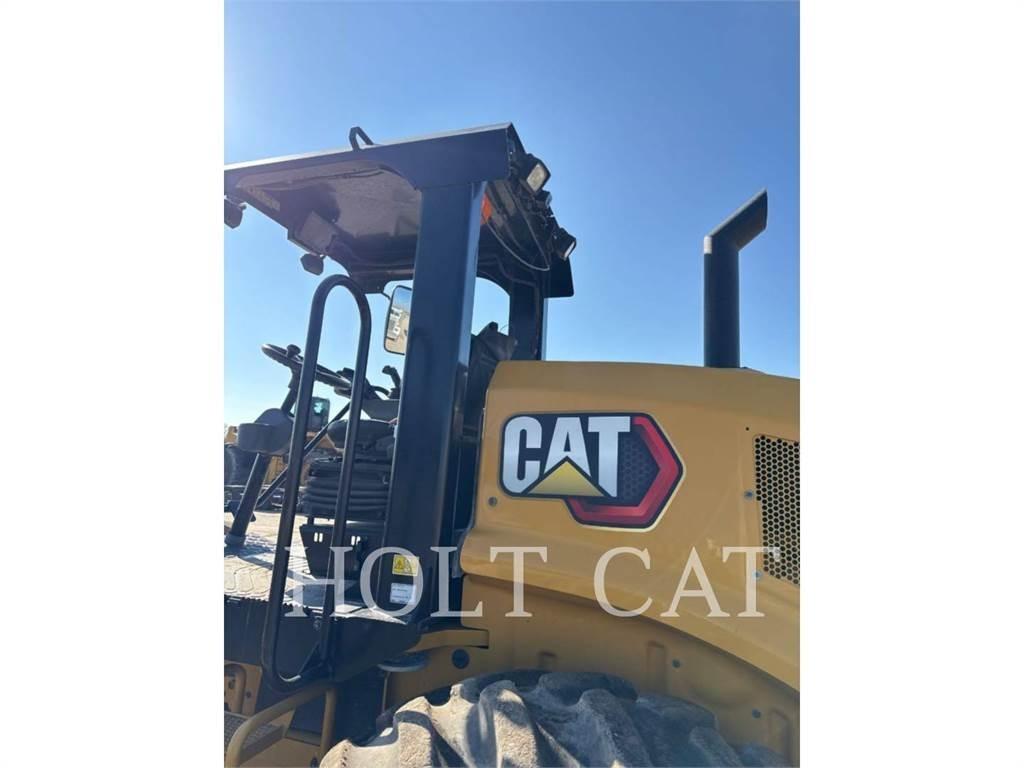 CAT CP56B Pôdne kompaktory