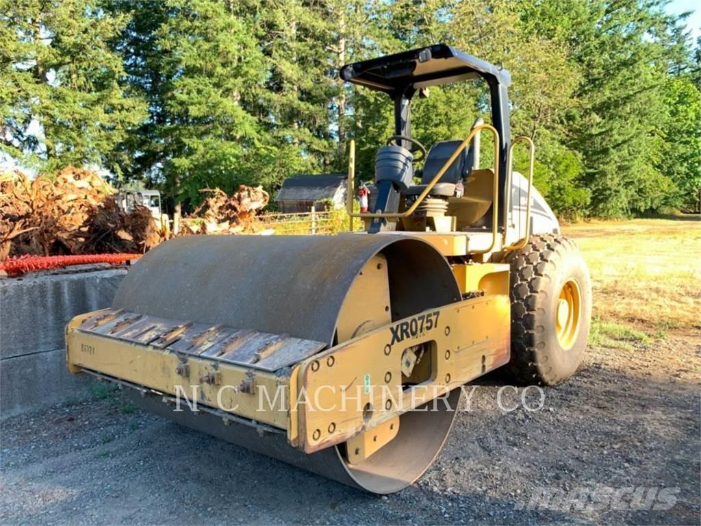 CAT CS-533E Finišéry