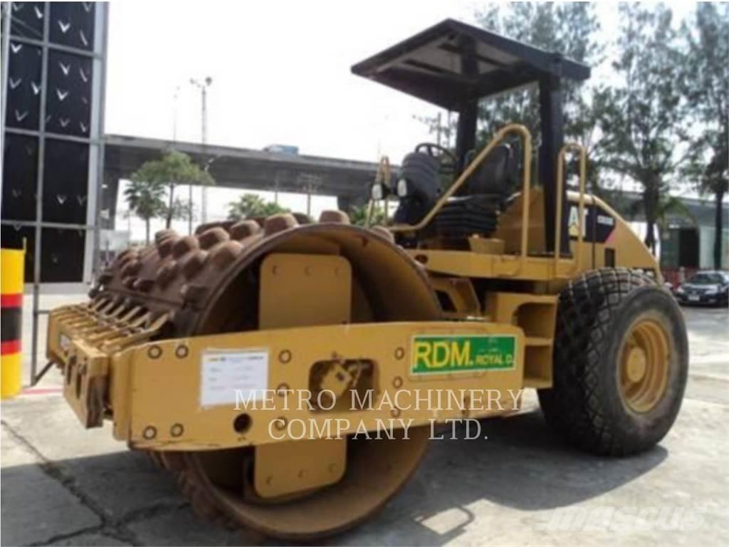 CAT CS-533E Ťahačové valce