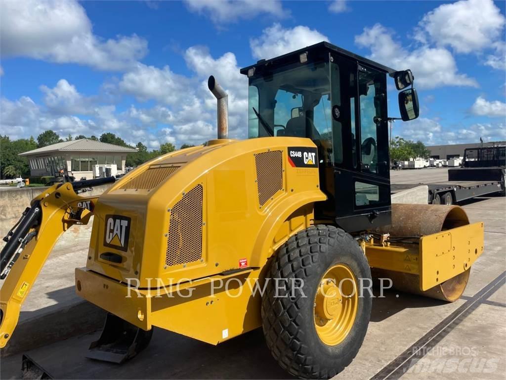 CAT CS44BCAB Tandemové valce