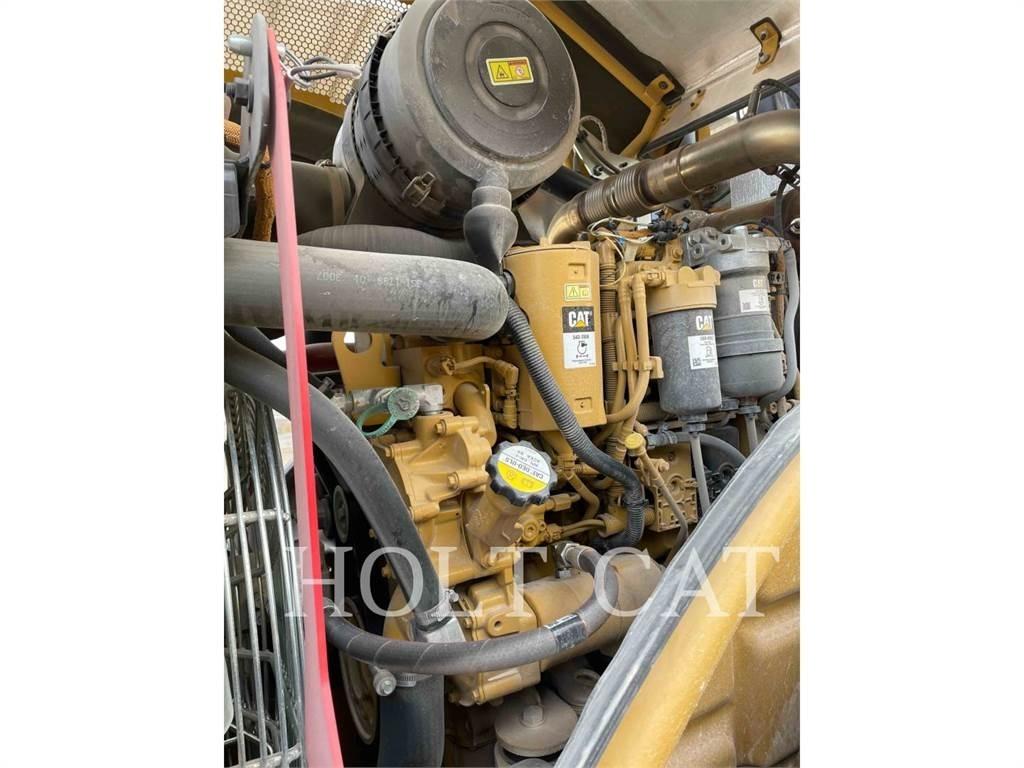 CAT CS54B Pôdne kompaktory