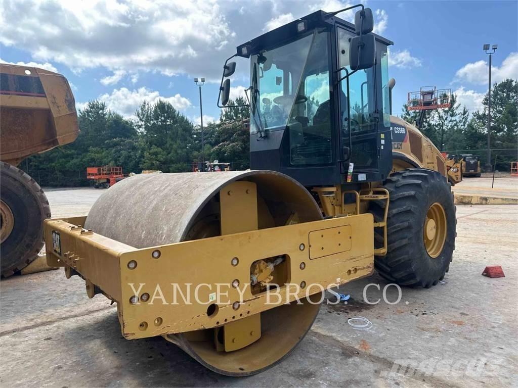 CAT CS56 AC Pôdne kompaktory