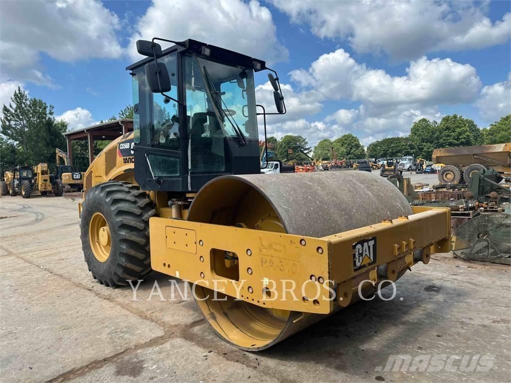 CAT CS56 AC Pôdne kompaktory