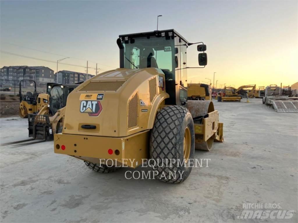 CAT CS56B Pôdne kompaktory