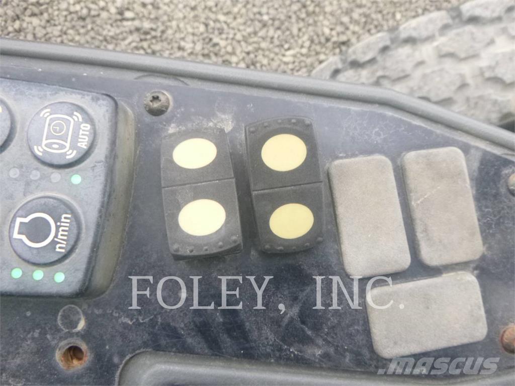 CAT CS56B Ťahačové valce