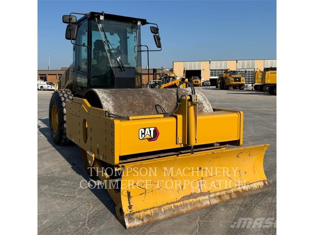 CAT CS68B Ťahačové valce