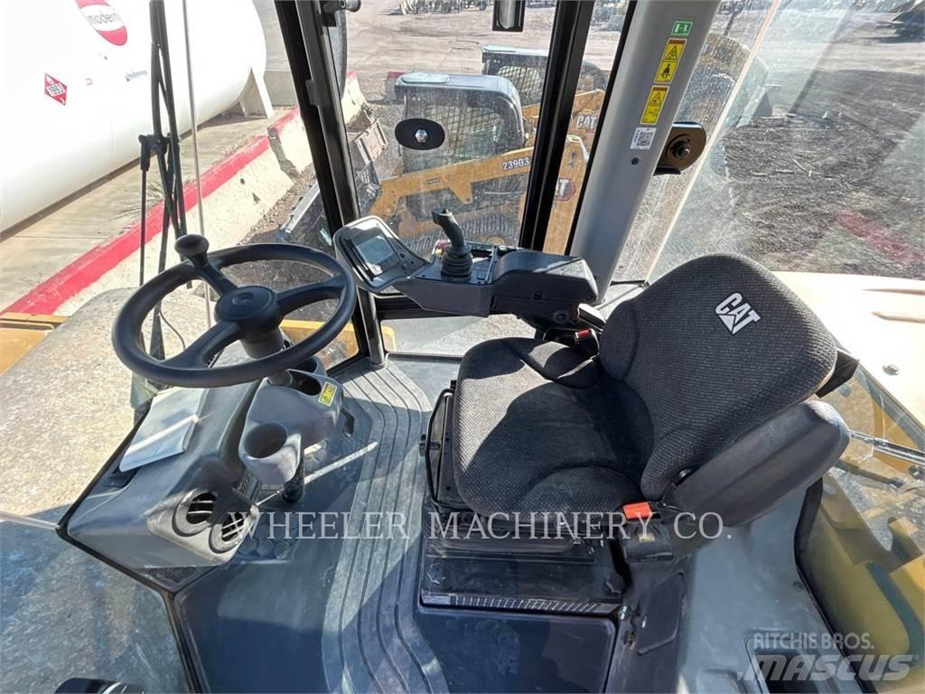 CAT CS74B Ťahačové valce