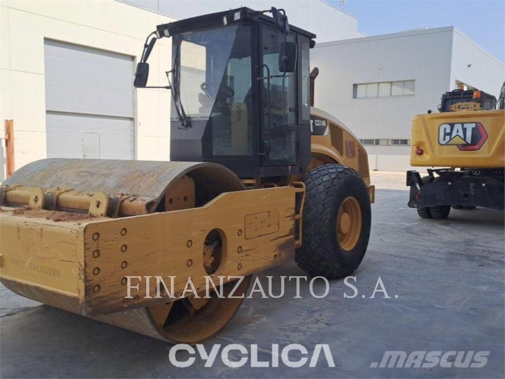 CAT CS74B Ťahačové valce