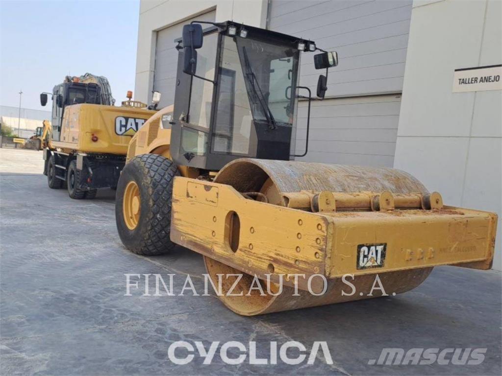 CAT CS74B Ťahačové valce