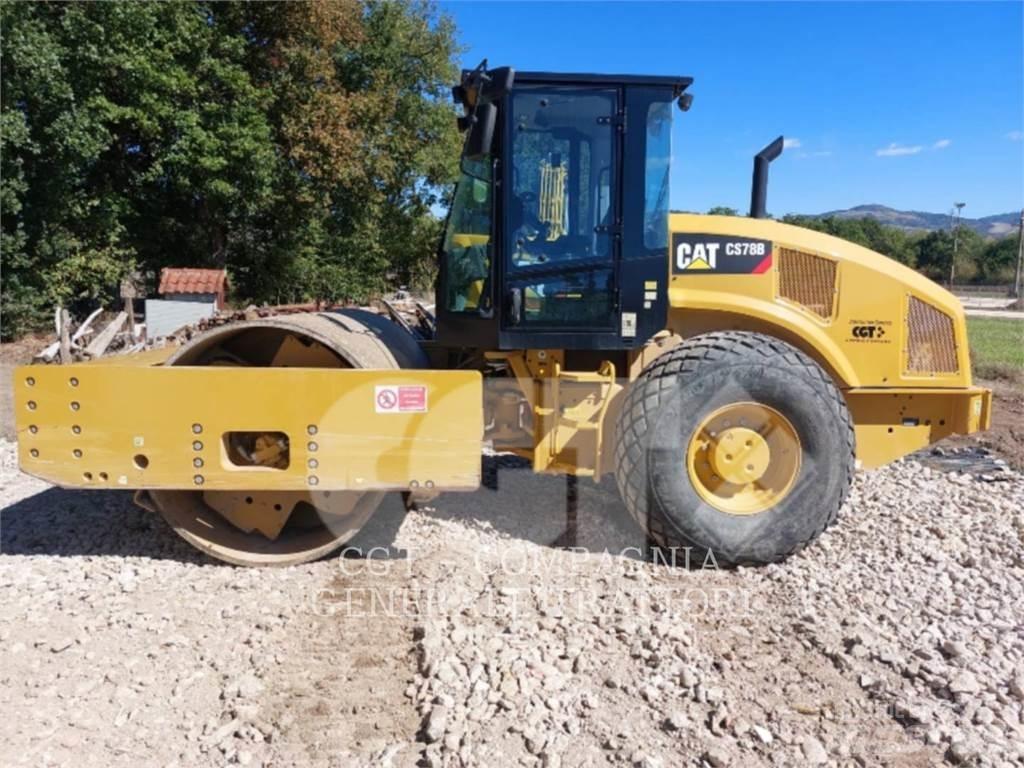 CAT CS78B Ťahačové valce