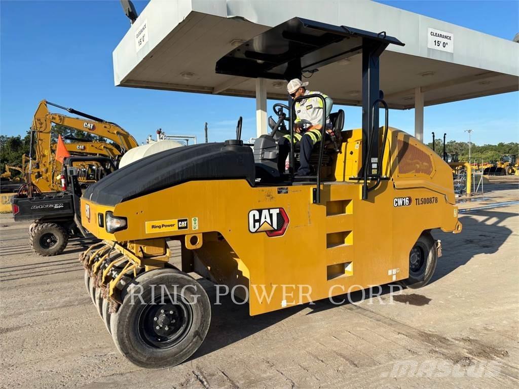 CAT CW16 Tandemové valce