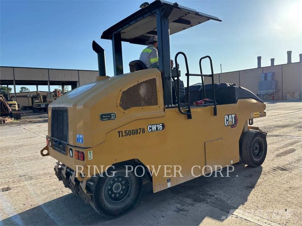 CAT CW16 Tandemové valce