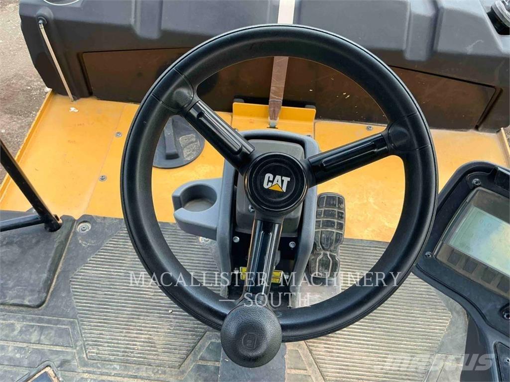 CAT CW16 Pneumatikové valce