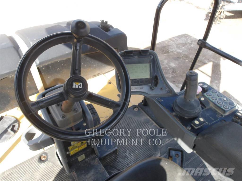 CAT CW16 Pneumatikové valce