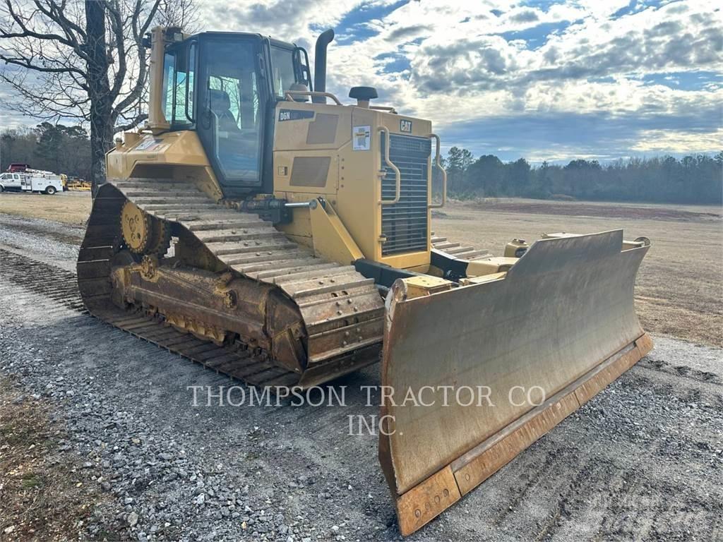 CAT D 6 N LGP Pásové dozéry