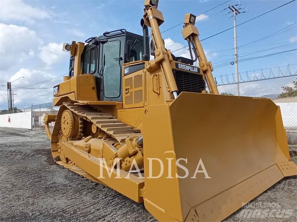 CAT D 6 T Pásové dozéry