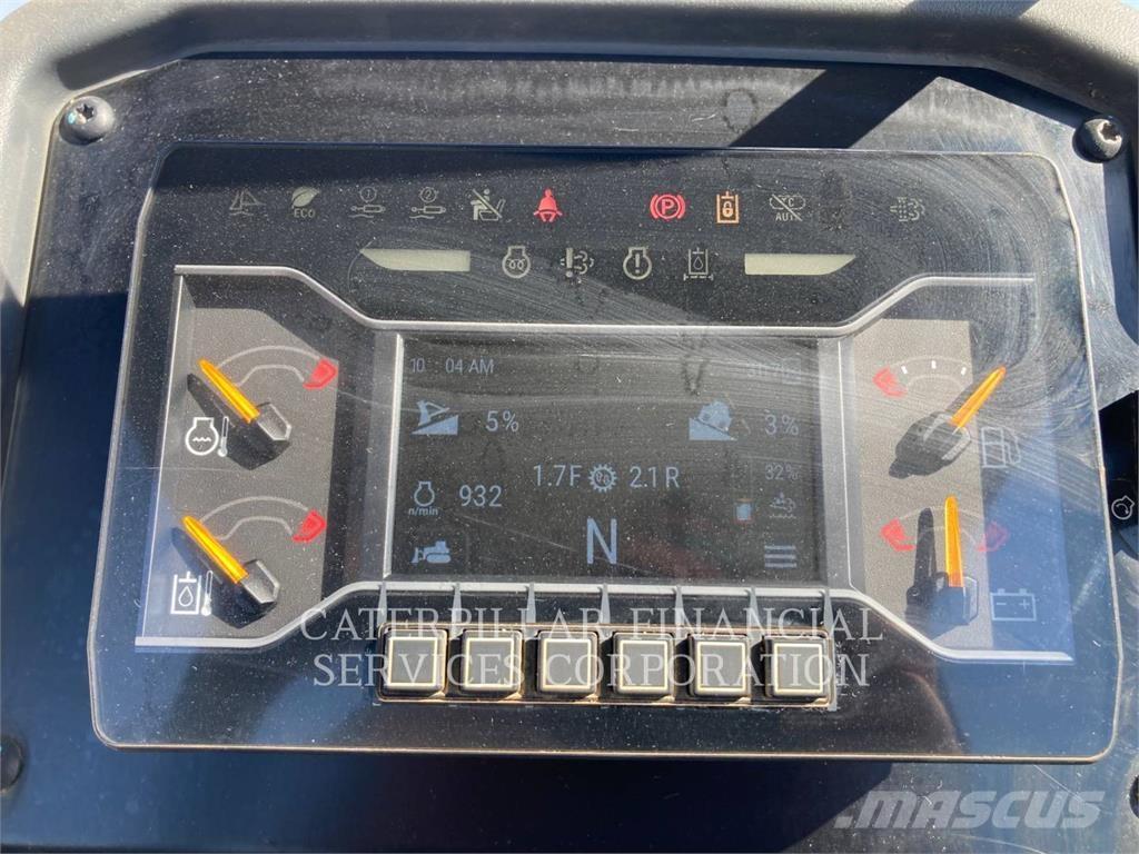 CAT D1-12LGP Pásové dozéry