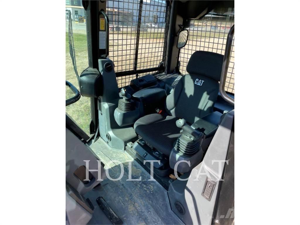 CAT D1 MULCHER Pásové dozéry