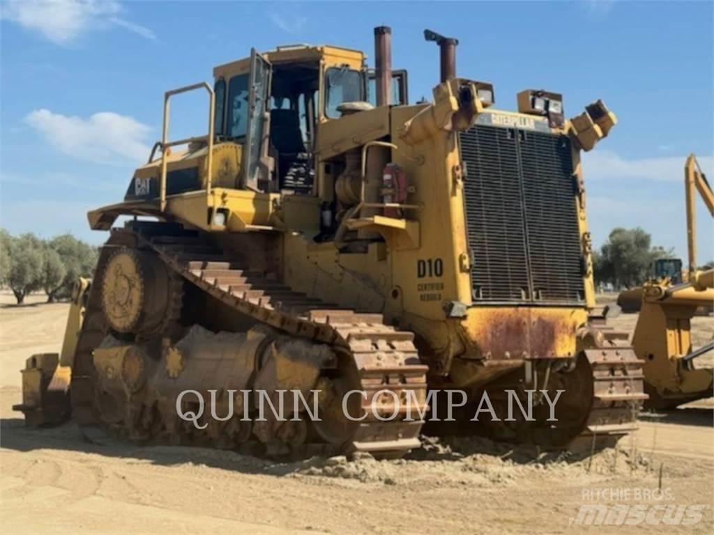 CAT D10 Pásové dozéry