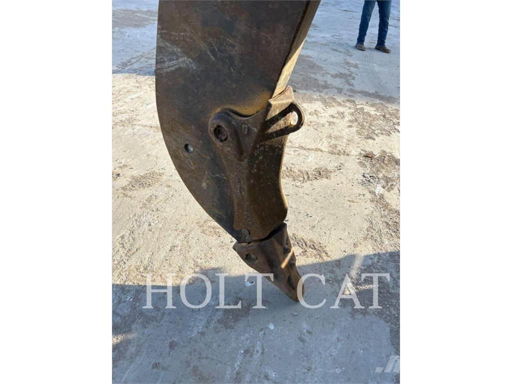 CAT D10 SS Pásové dozéry